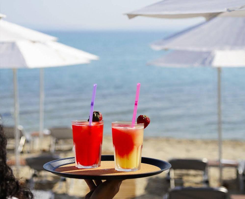 Ostria Sea Side Hotel Hanioti Exterior photo