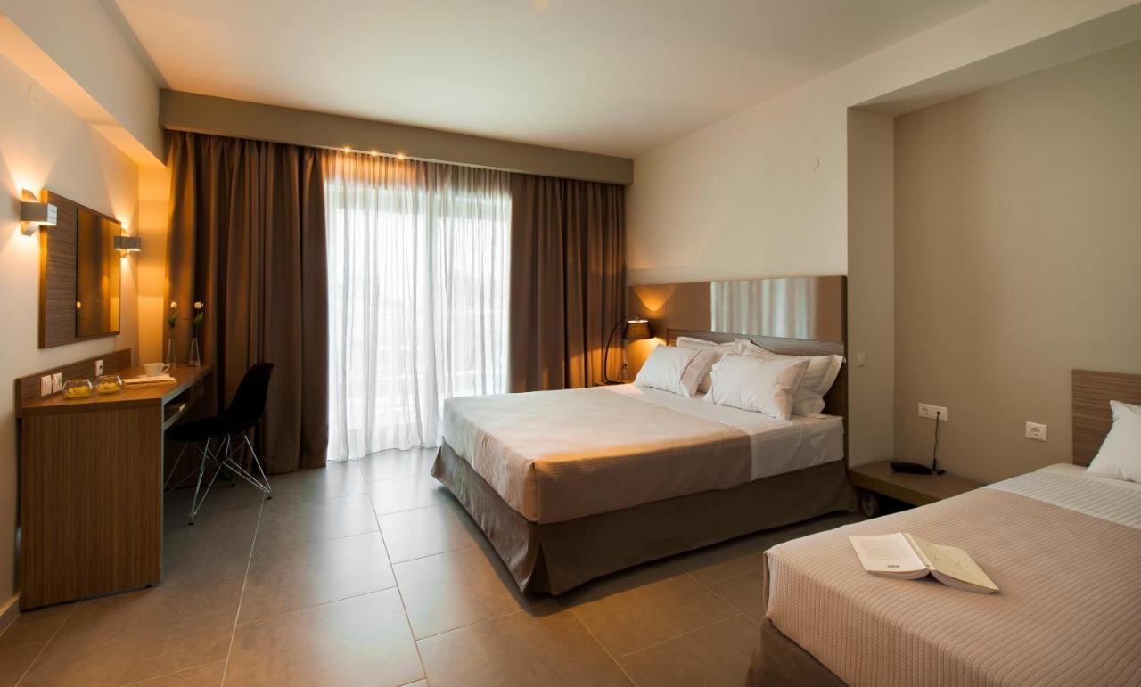 Ostria Sea Side Hotel Hanioti Exterior photo