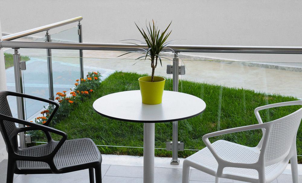 Ostria Sea Side Hotel Hanioti Exterior photo